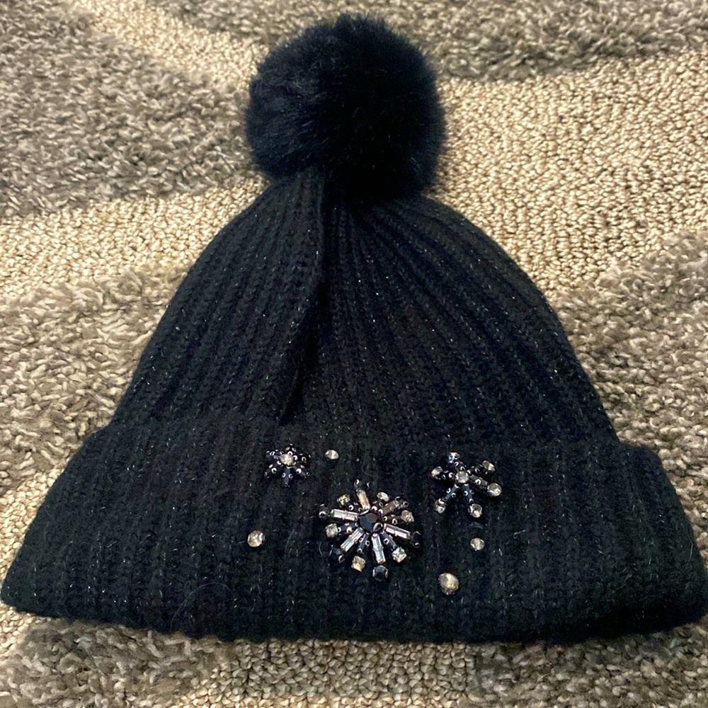 Victoria's Secret Black Crystal Rhinestone Snowflake Faux Fur Pom Beanie OS